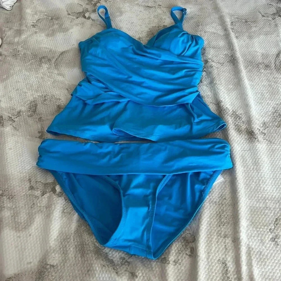Jantzen Women's Solid Muse Tankini Top Bottom - Picture 8 of 13
